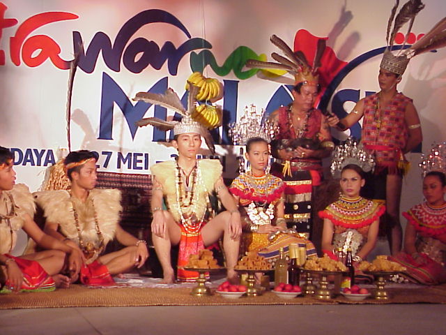 Adat Dan Budaya Etnik Di Malaysia Kaum Iban 205269