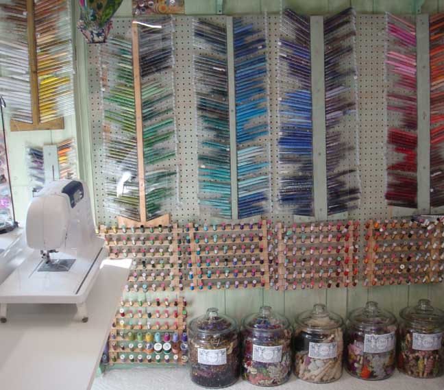 [beads+sm.jpg]