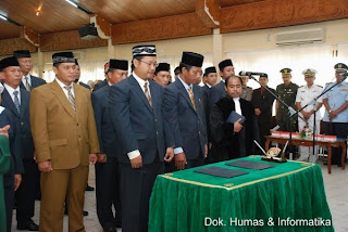 Peresmian dan Pengucapan Sumpah/Janji Anggota DPRD Kota Tarakan Peresmian dan Pengucapan Sumpah/Janji Anggota DPRD Kota Tarakan