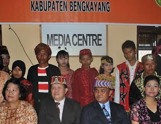 Gidot-Naon Resmi Pimpin Bengkayang Gidot-Naon Resmi Pimpin Bengkayang