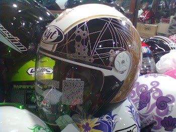 mukti helm