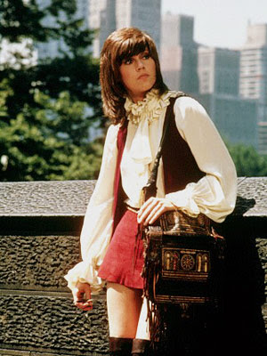 like Jane Fonda in Klute. jane fonda hairstyles. like Jane Fonda in Klute.