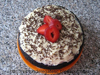 tort cu mascarpone si ciocolata