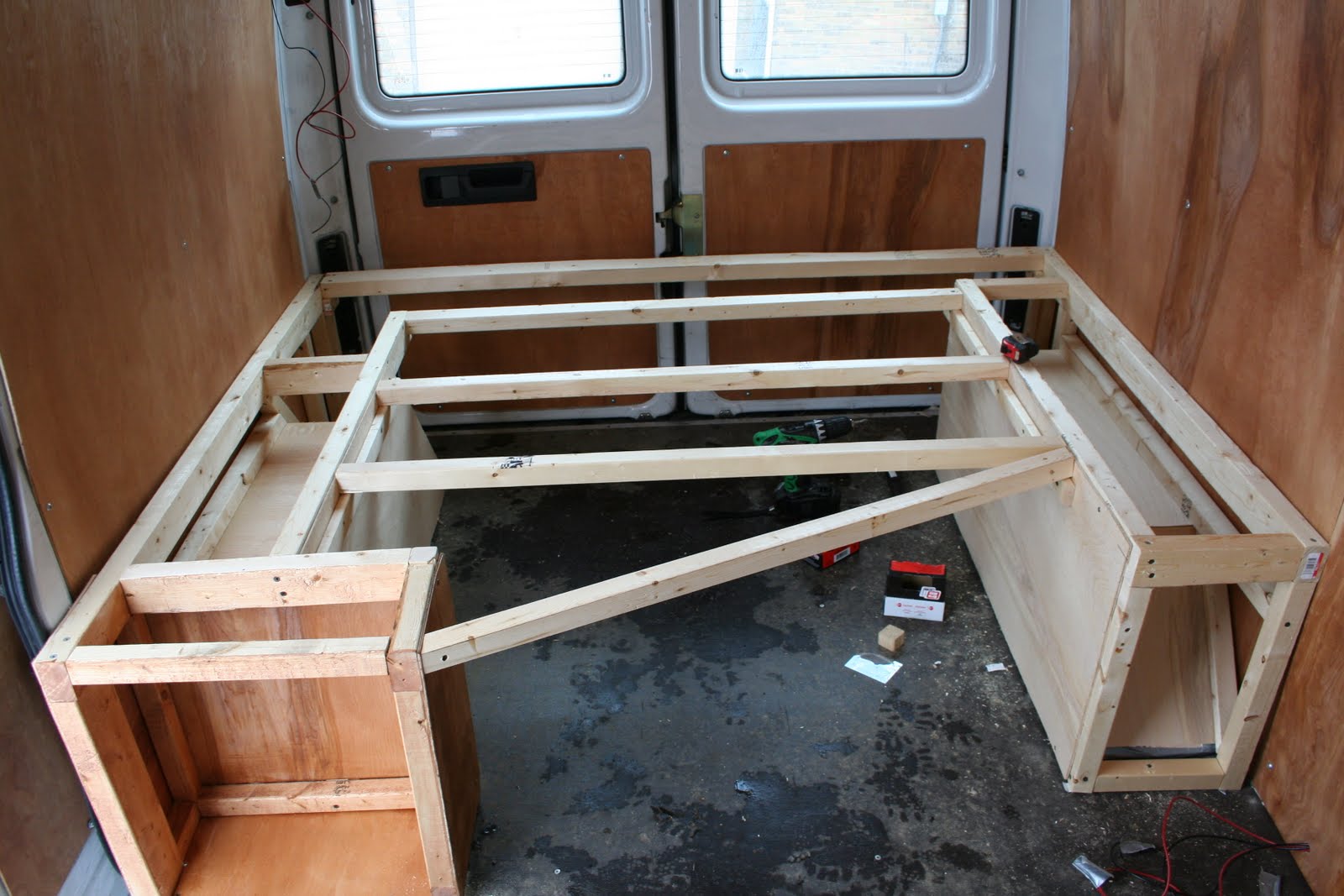 [van+conversion+002.JPG]