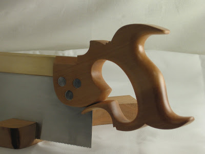 Two%2BLawyers%2BTools%2BSash%2BSaw%2B14%2Binch%2BSwiss%2BPear%2BHandle%2Bhalbhinten.JPG
