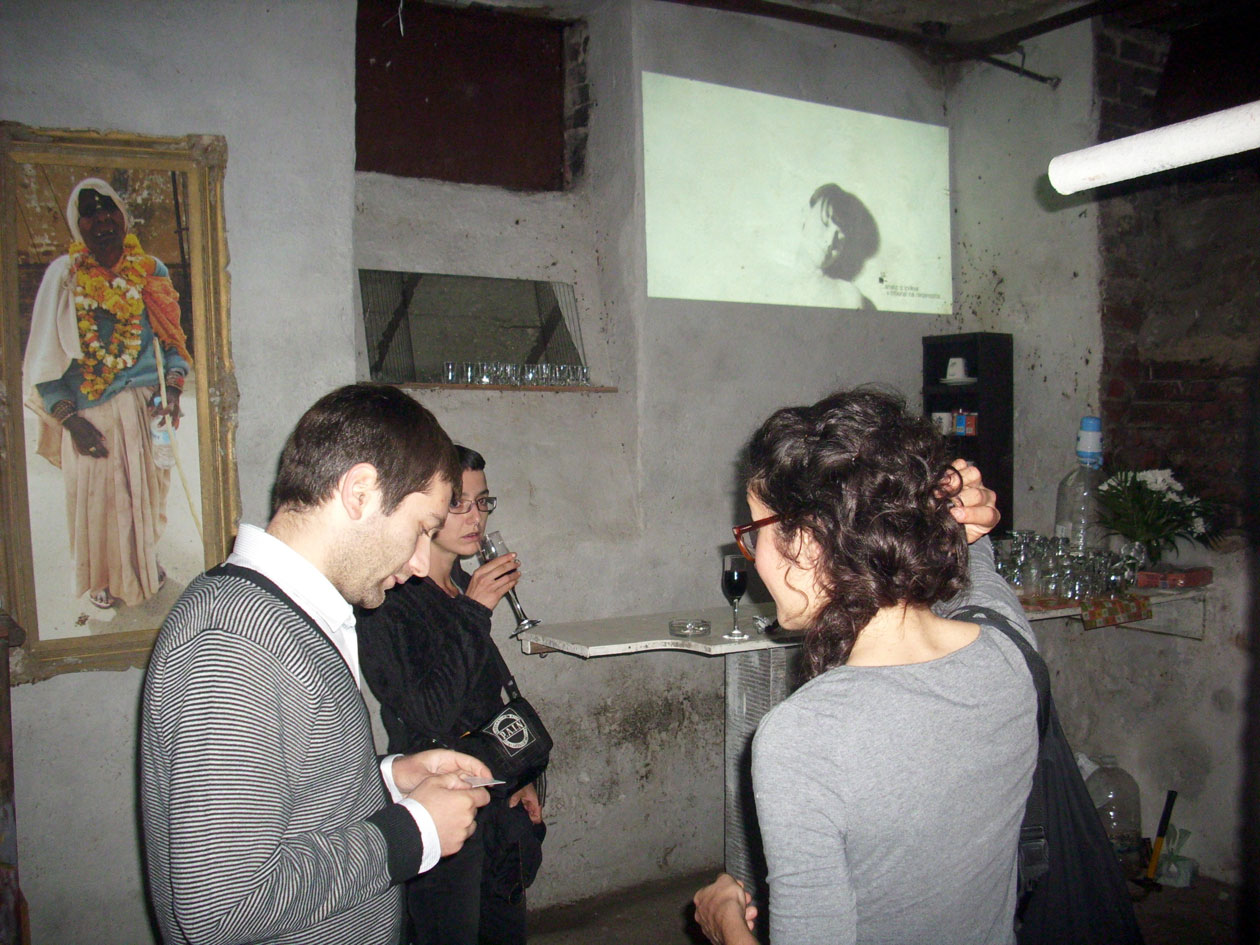 [DSCI0084.jpg]