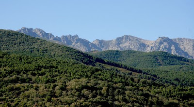 A la izquierda de este monte se va a construir la macro-urbanización