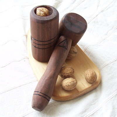 [nutcracker_nuts.jpg]