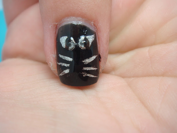 nail and cosmetics 3 quick