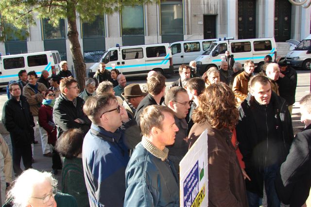 [sioe_Marseille 009[1].jpg]