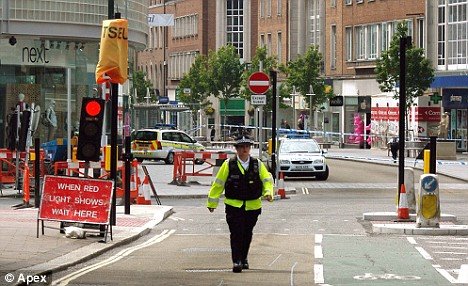 [nail+bomb+exeter.jpg]