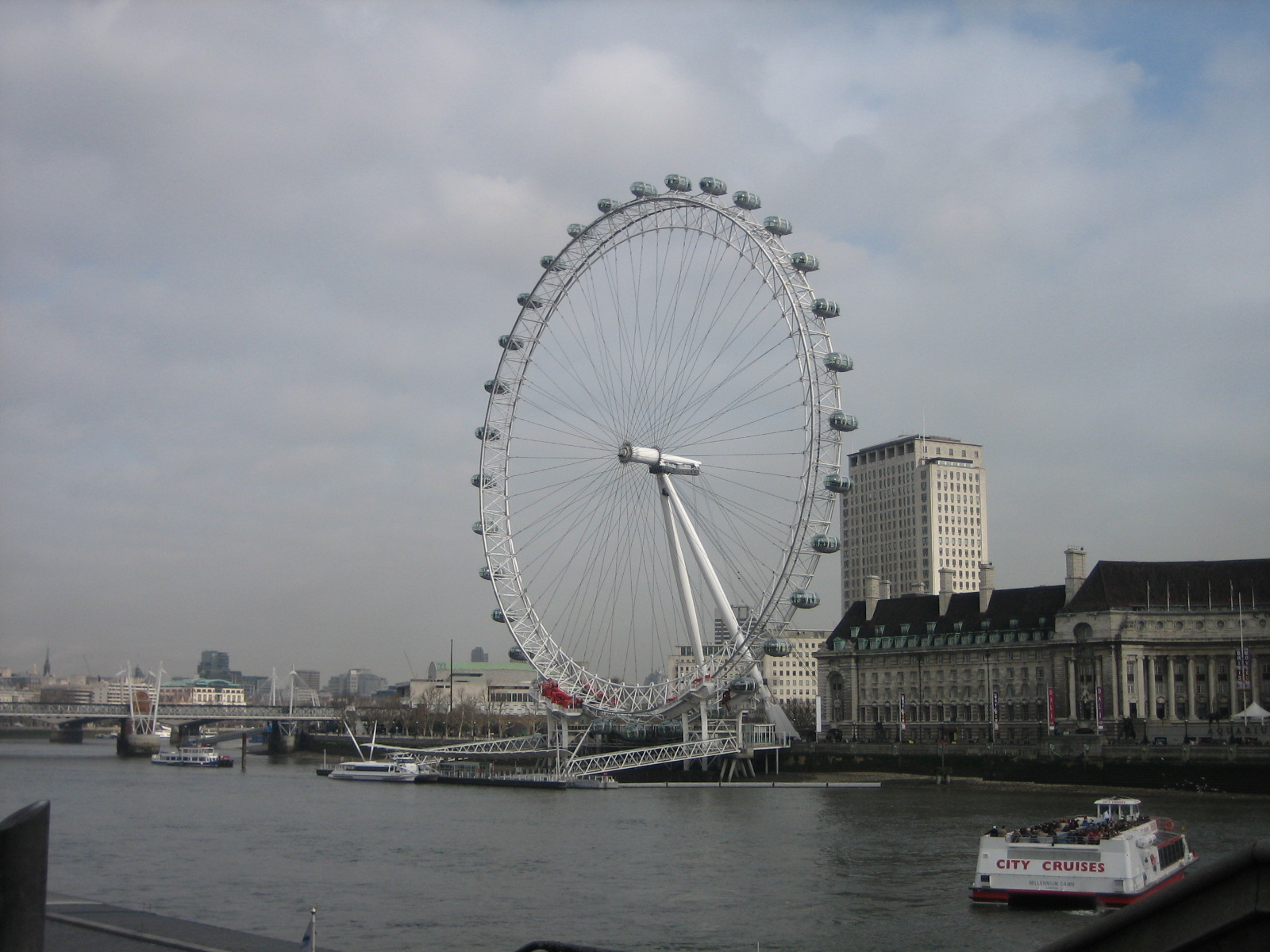 [london+08+063.jpg]