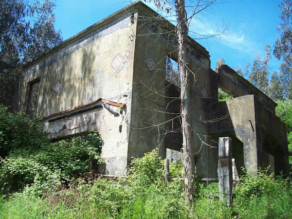 Oficinas administrativas - mina de carbón de Cosmito (Fdo. Sta. Ana), propiedad de prto. de Lirquén