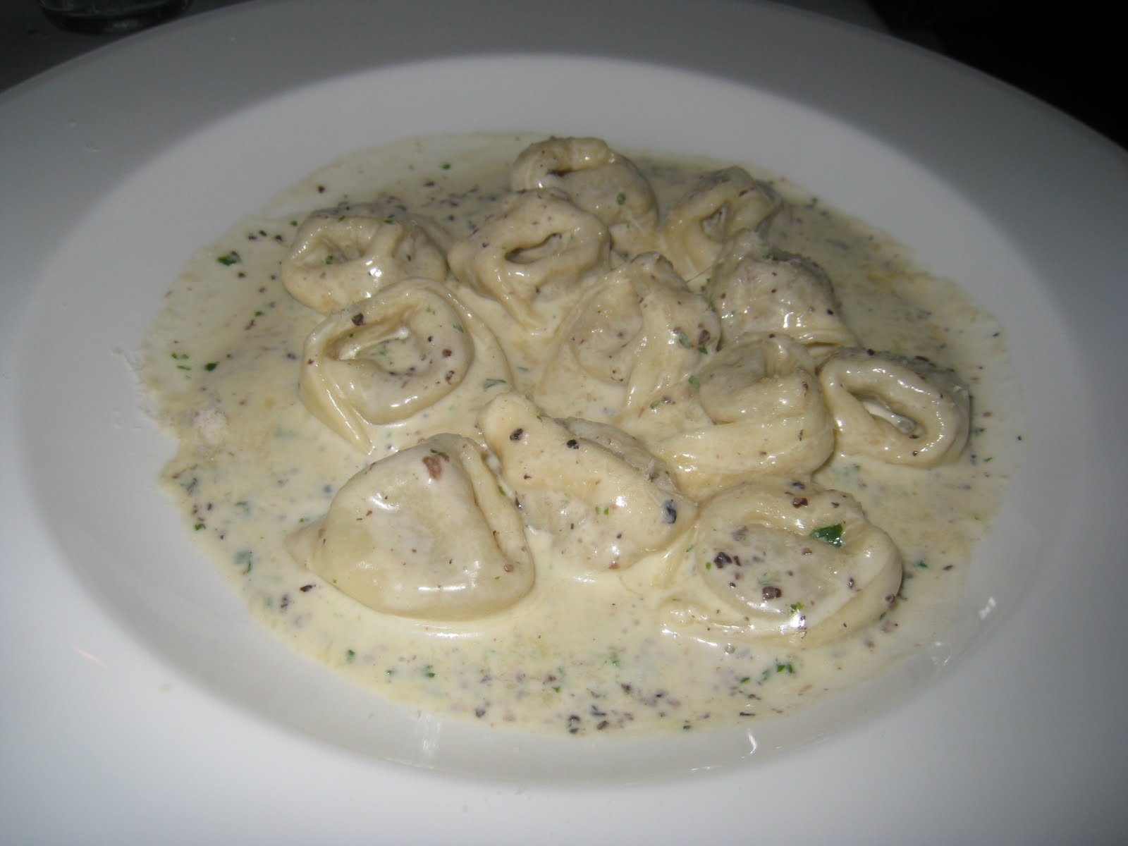 tortellini white sauce