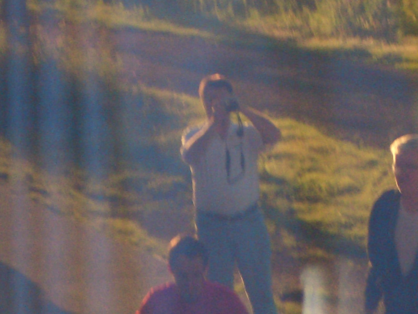 [blurry+Jim+outside.JPG]