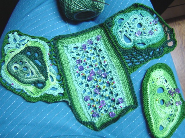 [WIP+Crochet+Mint2.jpg]