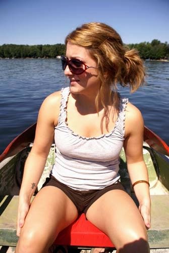 [n21701596_37434764_5520.jpg]