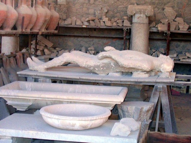 tragedi kota pompeii