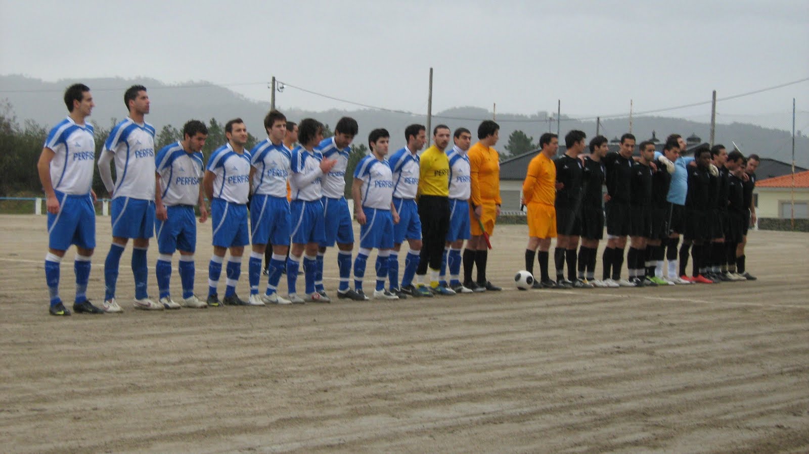 [moimenta+beira++vs++carvalhais+001.JPG]