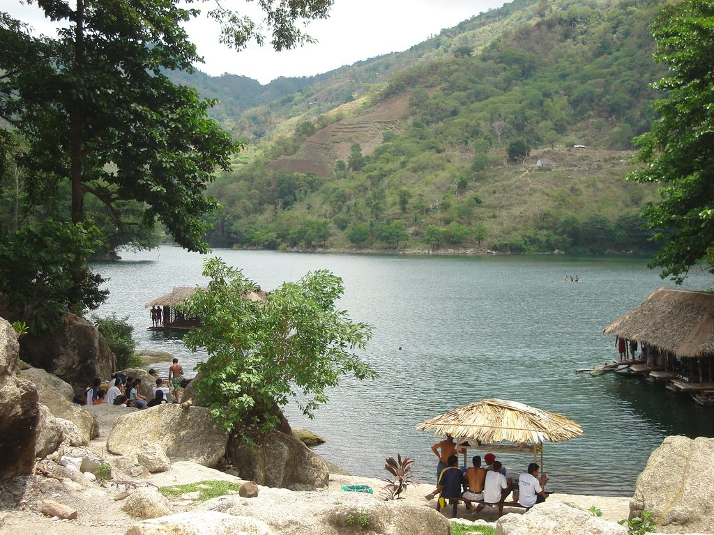 balanan lake siaton