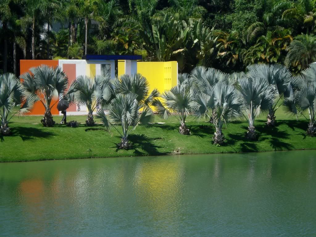 Hélio Oiticica, Invenção da cor,  Magic Square # 5, De Luxe, 1977