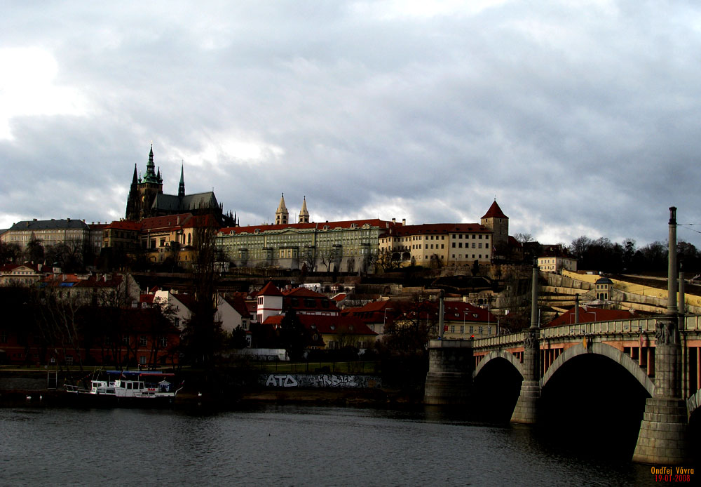 [Prague2.jpg]