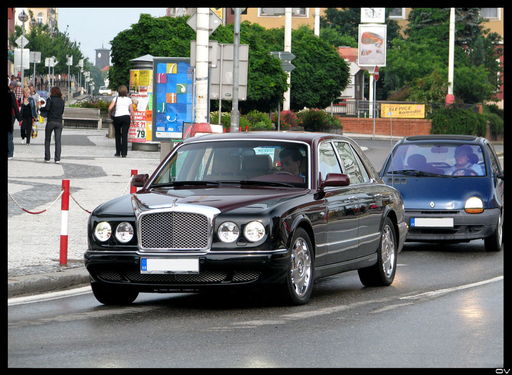 [Bentley-Arnage-11.5.08-004.jpg]