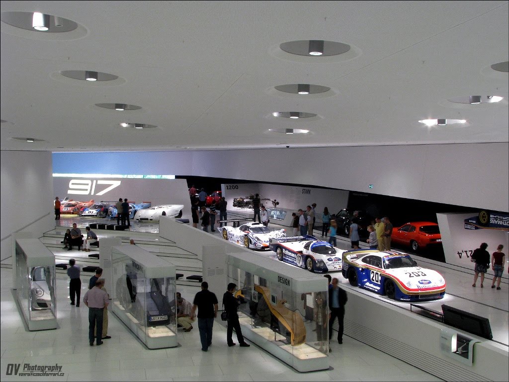 [Stuttgart-2009-001.jpg]