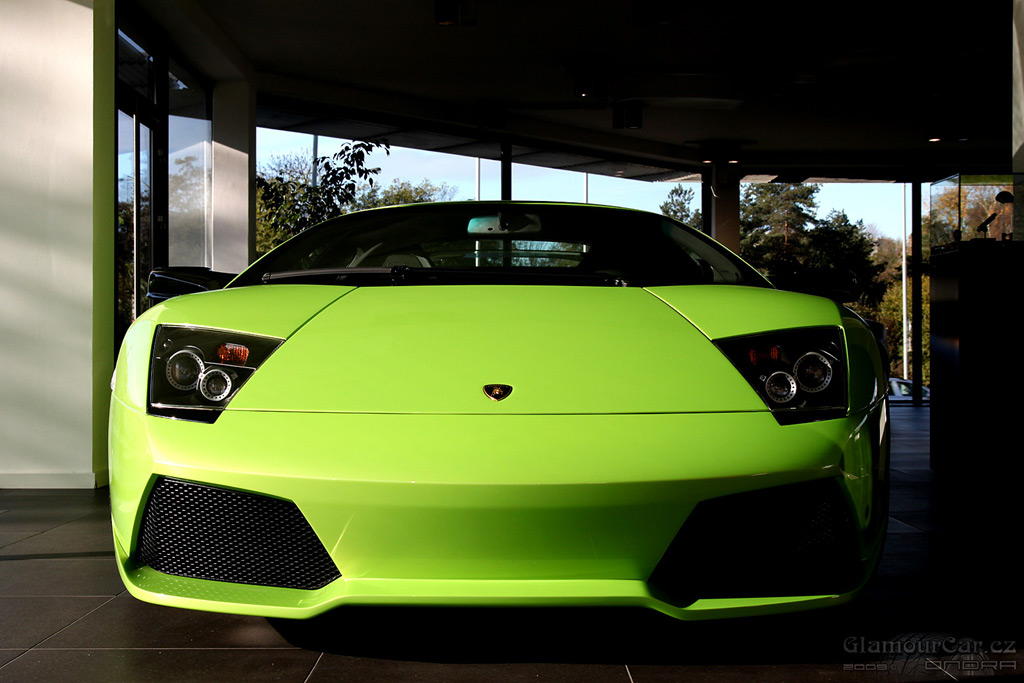 [LamborghiniPraha-5.11.09-02.jpg]