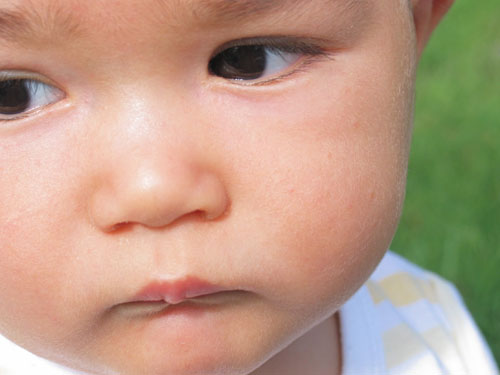 [sad-baby[1].jpg]
