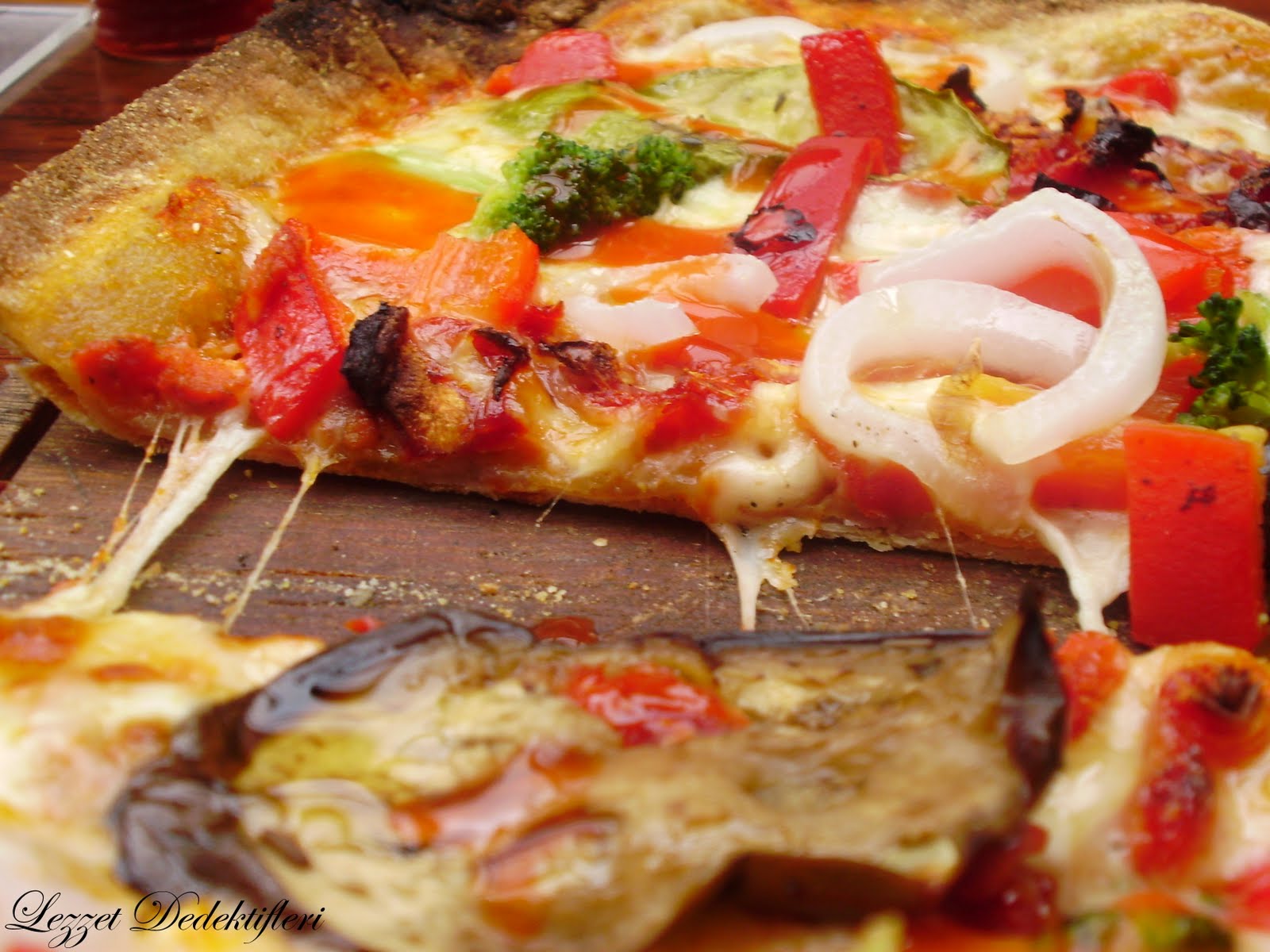 Lezzet Dedektifleri Beyoğlu, teras, pizza&hellip;