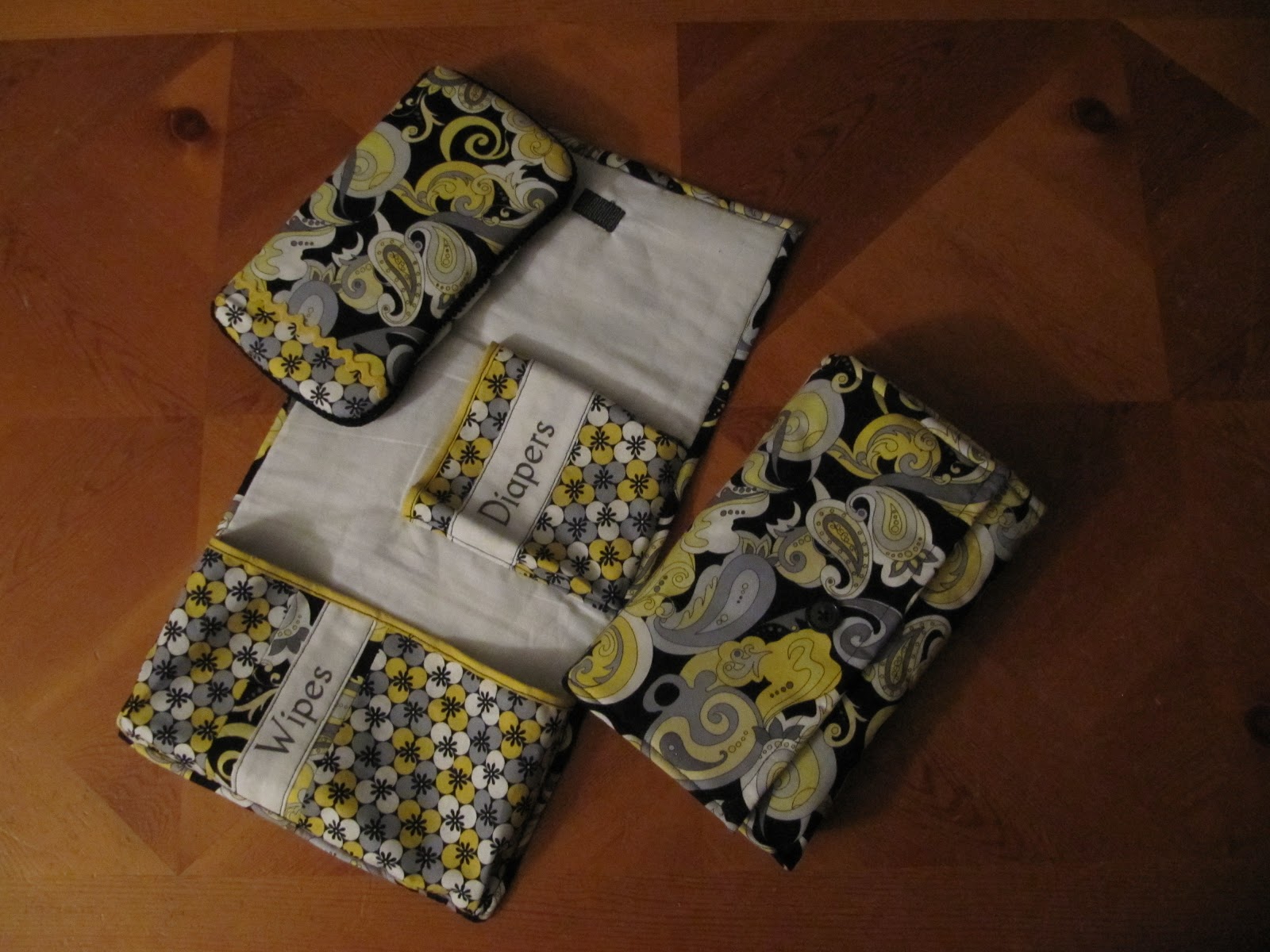 Feeling Crafty! Diaper Clutch Tutorial