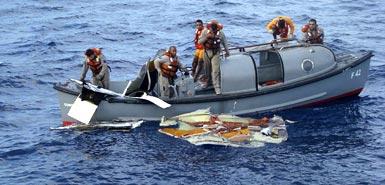 [linking-385_570217a.jpg]