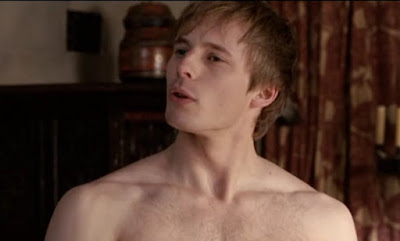 Merlin The Tears of Uther Pendragon King Arthur Bradley James Merlin Colin Morgan Morgana Katie McGrath Gwen Angel Coulby Gaius Richard Wilson Uther Anthony Head screencaps images pictures photos recaps shirtless