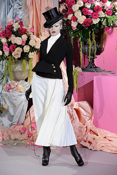 [DIOR_HC_SS10_0041.jpg]