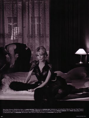 [edit_2009_10_vogue_deutsch_lagerfeld_i.jpg]
