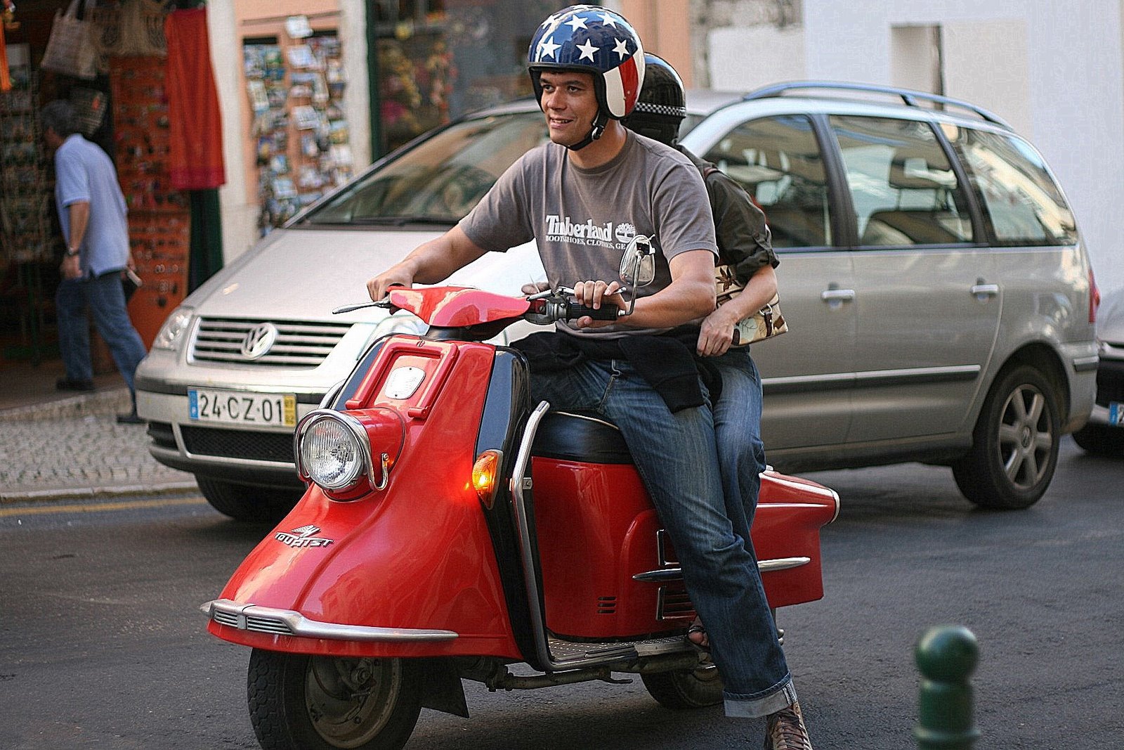 [84+-+Moda+e+motociclos.JPG]