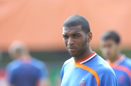 [babel_knvb_groot.jpg]