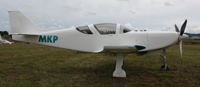 [ZKMKP_270209t_1_1.jpg]