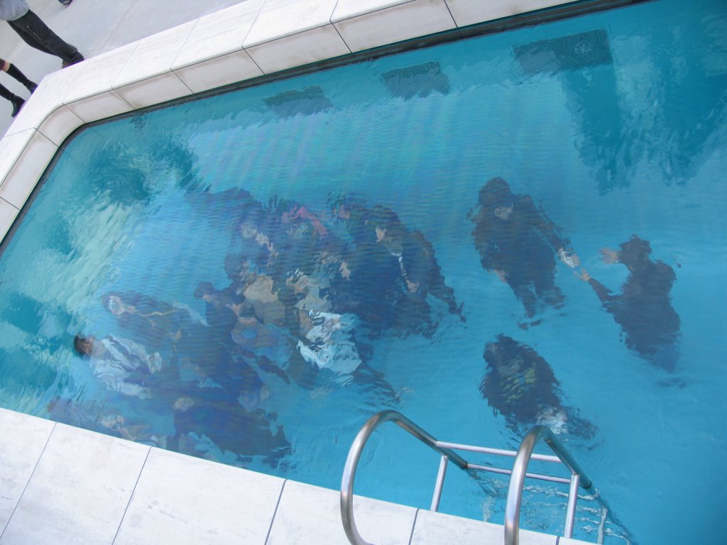 pool fake pool fake