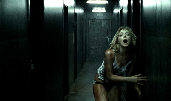 [cold+prey+still+2.jpg]