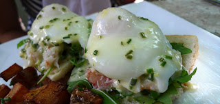 crab benedict