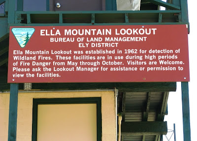 lookout sign