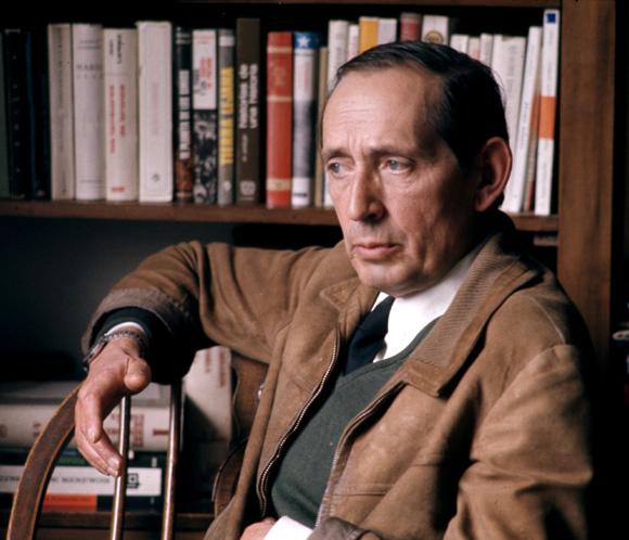 [miguel-delibes.jpg]