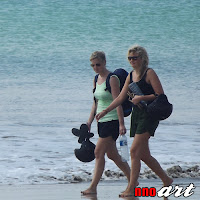 nnoart: Jalan Jalan Santai di Pantai Jimbaran Bali Pantai Jimbaran Bali juga sangat rekomendasikan sebagai tempat jalan-jalan santai bagi anda.
