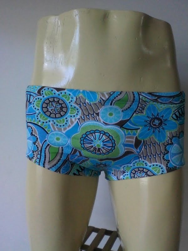 Natalia Gonçalves Sol E Bronze Moda Praia Sol e Bronze