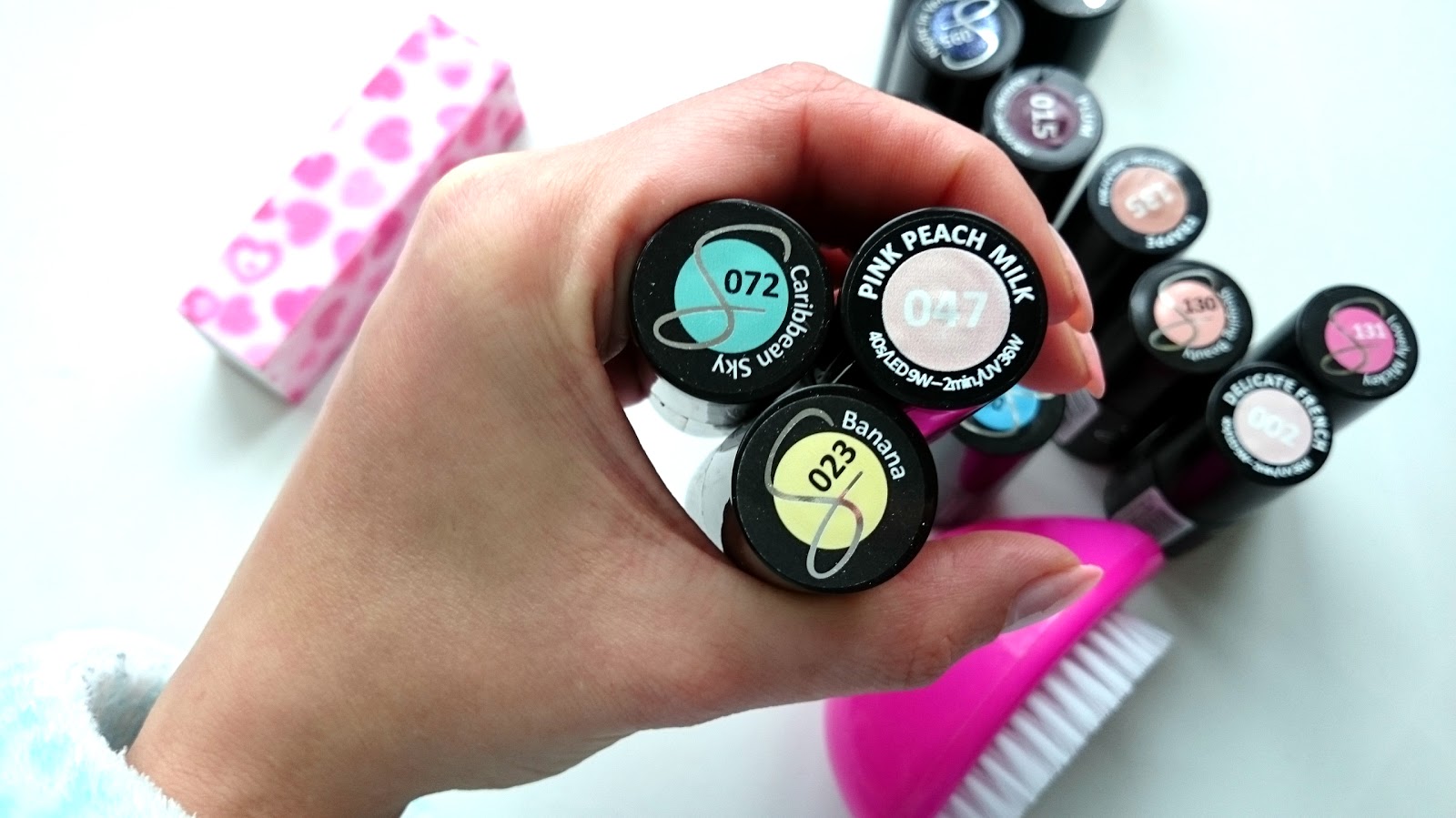 Kolorowe pastele czyli hybrydowy manicure na lato