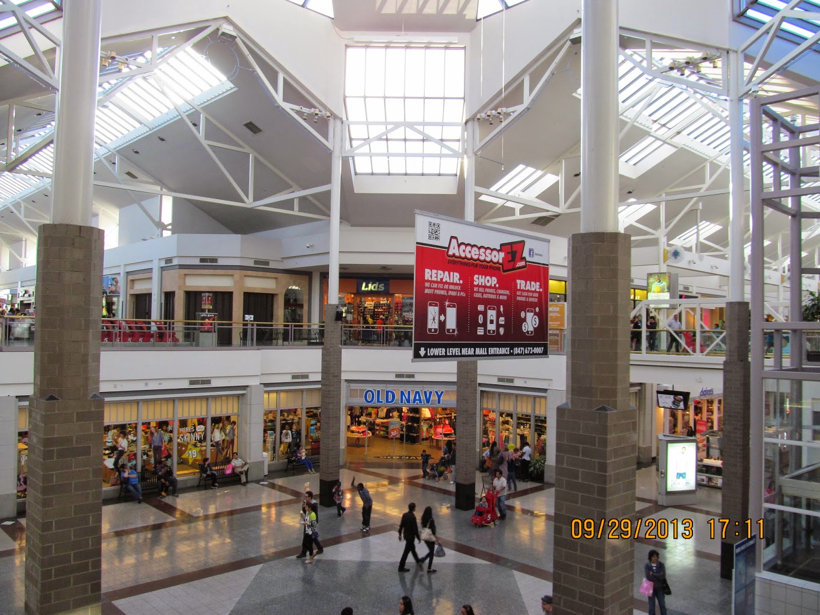 Trip to the Mall Lincolnwood Town Center (Lincolnwood, IL)