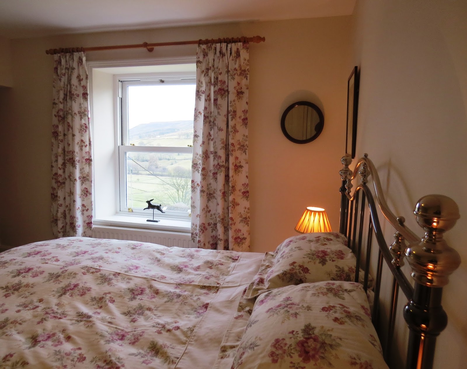 Pry House Farm www.upperswaledaleholidays.co.uk Hillcrest Cottage Gets