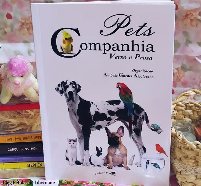 Resenha: livro "Pets Companhia"